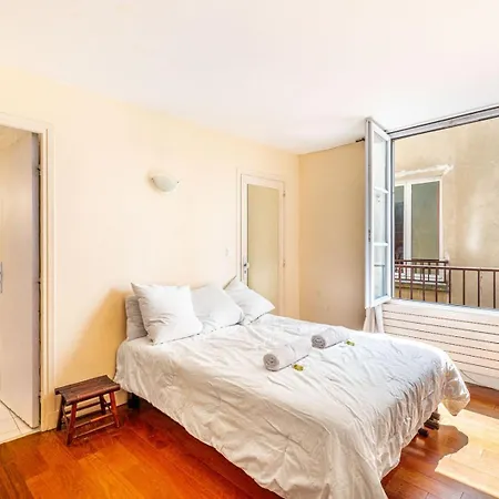 Appartement Guestready - Classic Parisian Near Bastille Parijs
